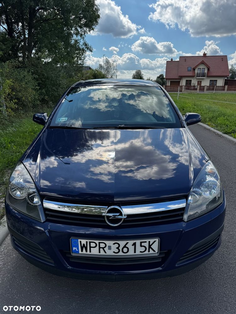 Opel Astra 1.4 Essentia - 1