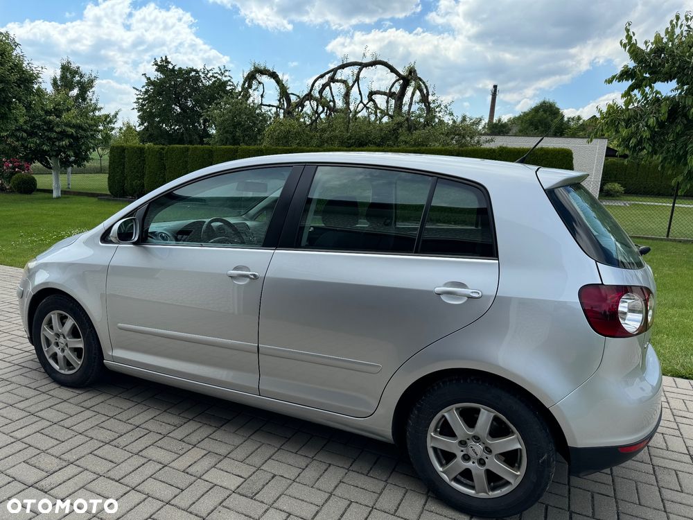 Volkswagen Golf 2.0 TDI Comfortline - 6