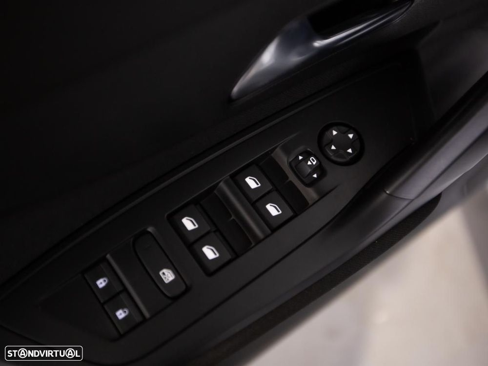 Peugeot 308 SW 1.6 Hybrid Active Pack e-EAT8 - 14