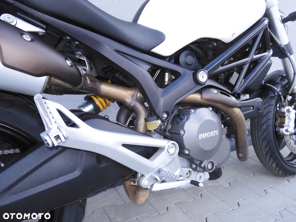 Ducati 696 - 13