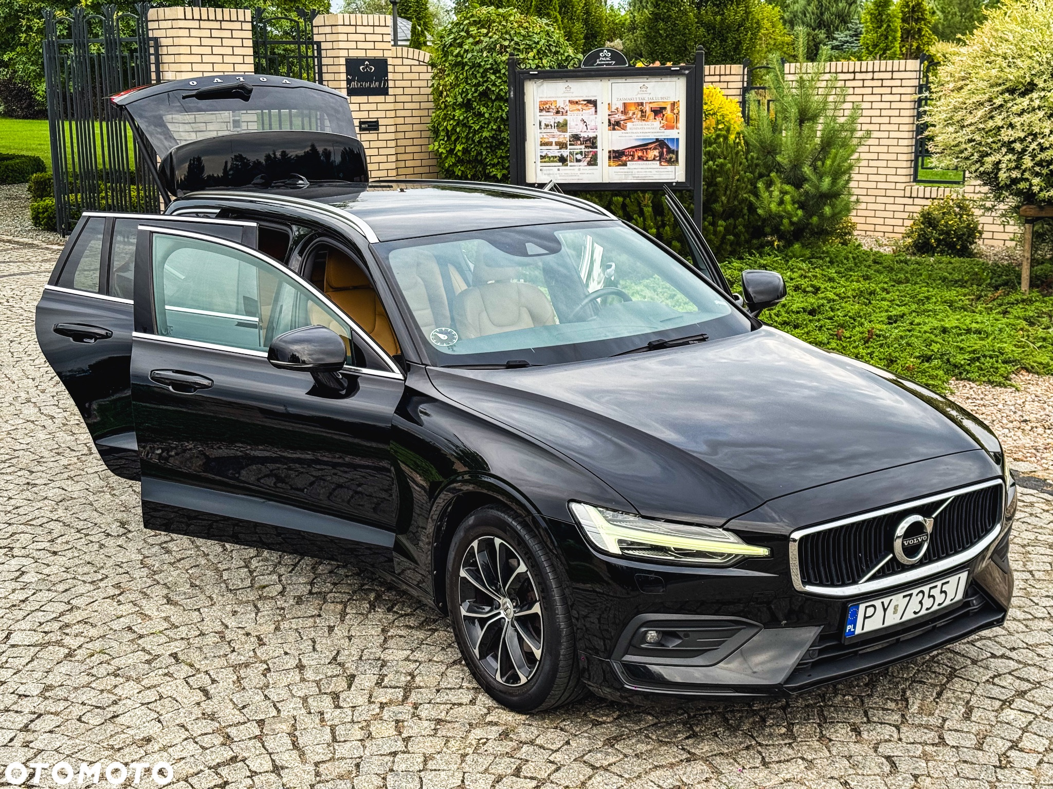 Volvo V60 D4 Momentum Pro - 5