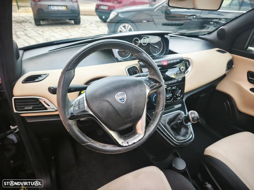 Lancia Ypsilon 1.2 S&S Gold - 10