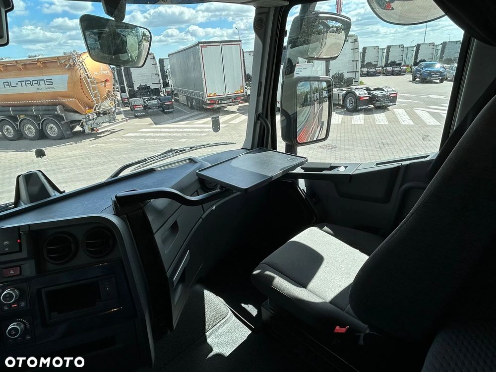 Renault T 520 High - 12