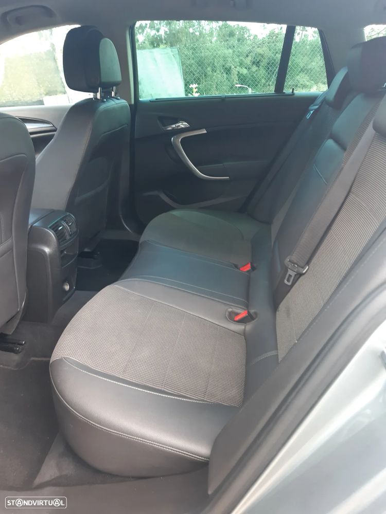 Opel Insignia Sports Tourer 2.0 CDTi Cosmo - 11