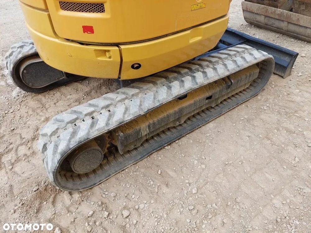 Caterpillar 302,7 - 8