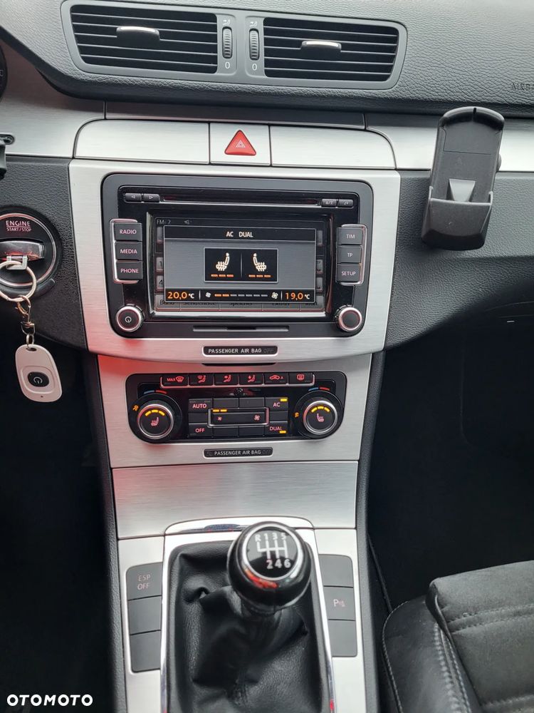 Volkswagen Passat Variant - 11