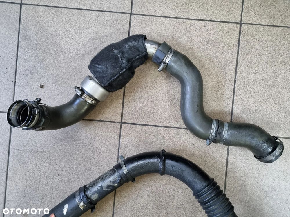 PRZEWODY POWIETRZA TURBO INTERCOOLERA TRAFIC VIVARO PRIMASTAR 2.5 DCI 06-14r. - 2