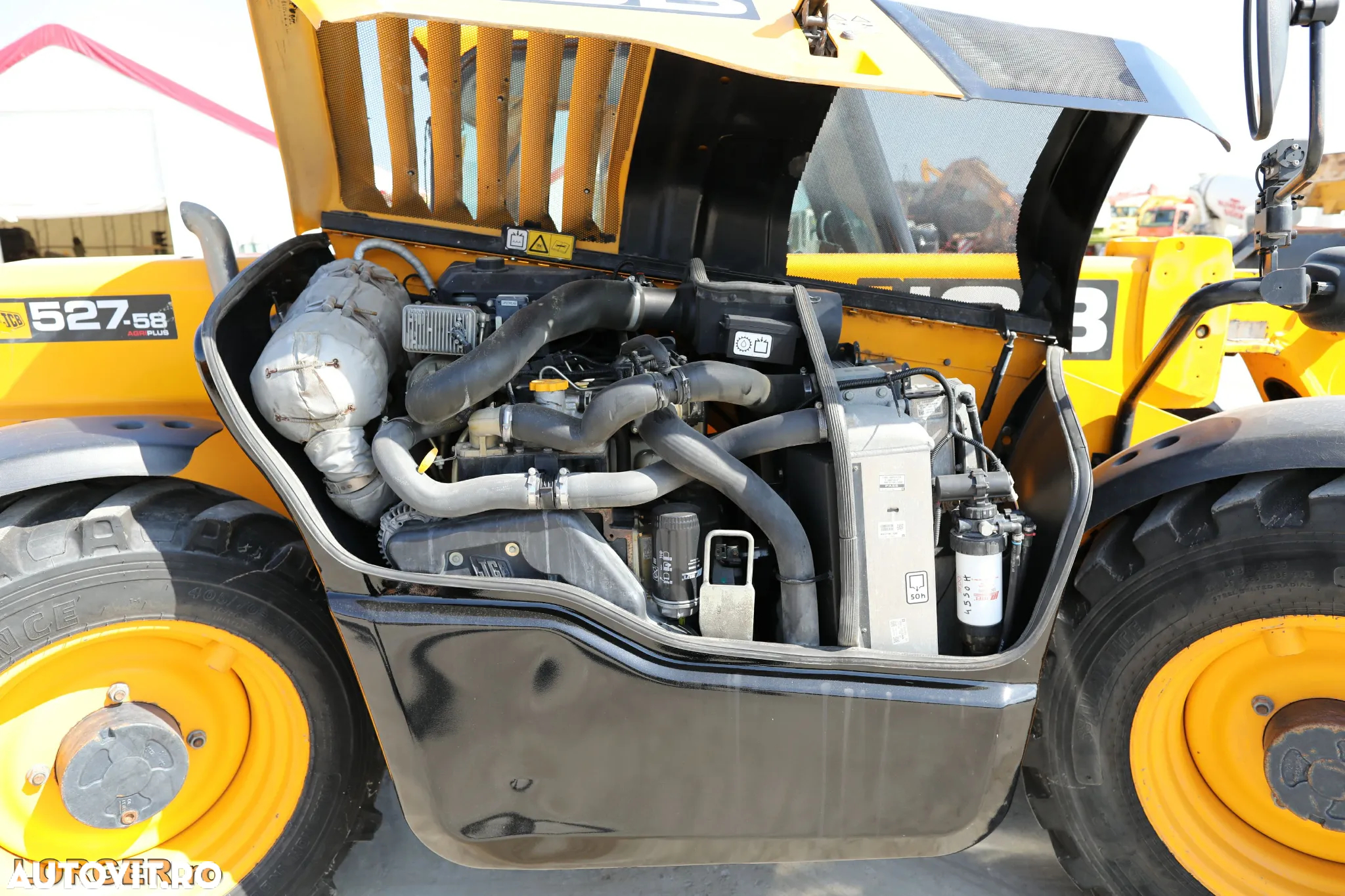 JCB 527-58 AG - 8