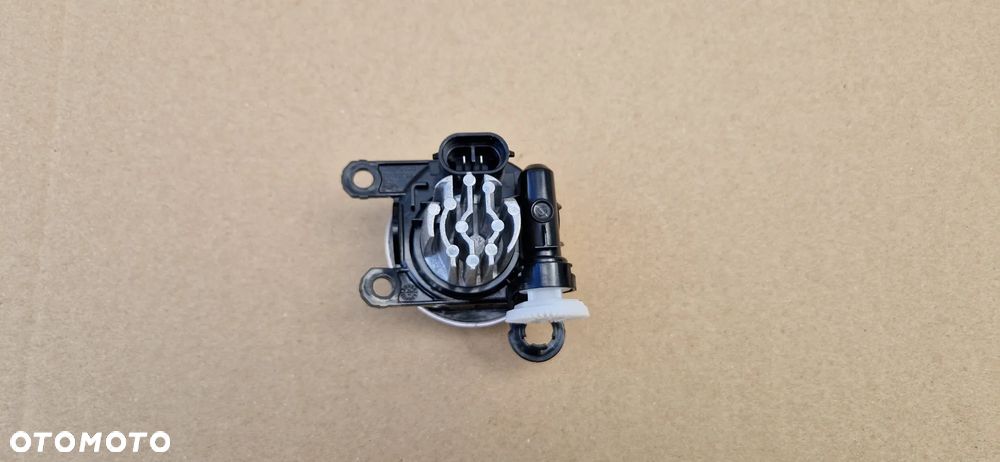 Lampa lewa przeciwmgielna Volvo XC40 - 4