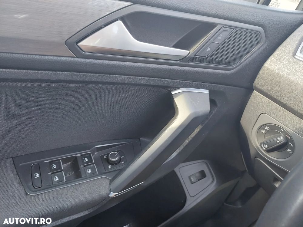 Volkswagen Tiguan - 30