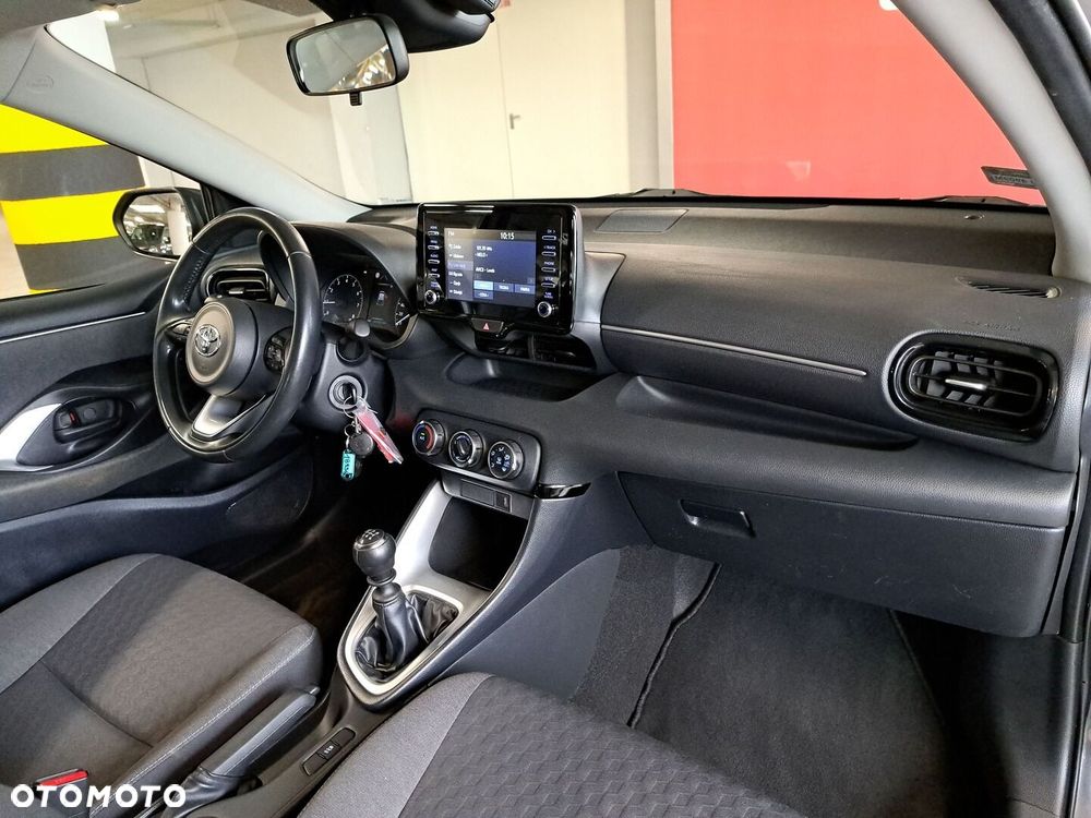 Toyota Yaris 1.5 Comfort - 17
