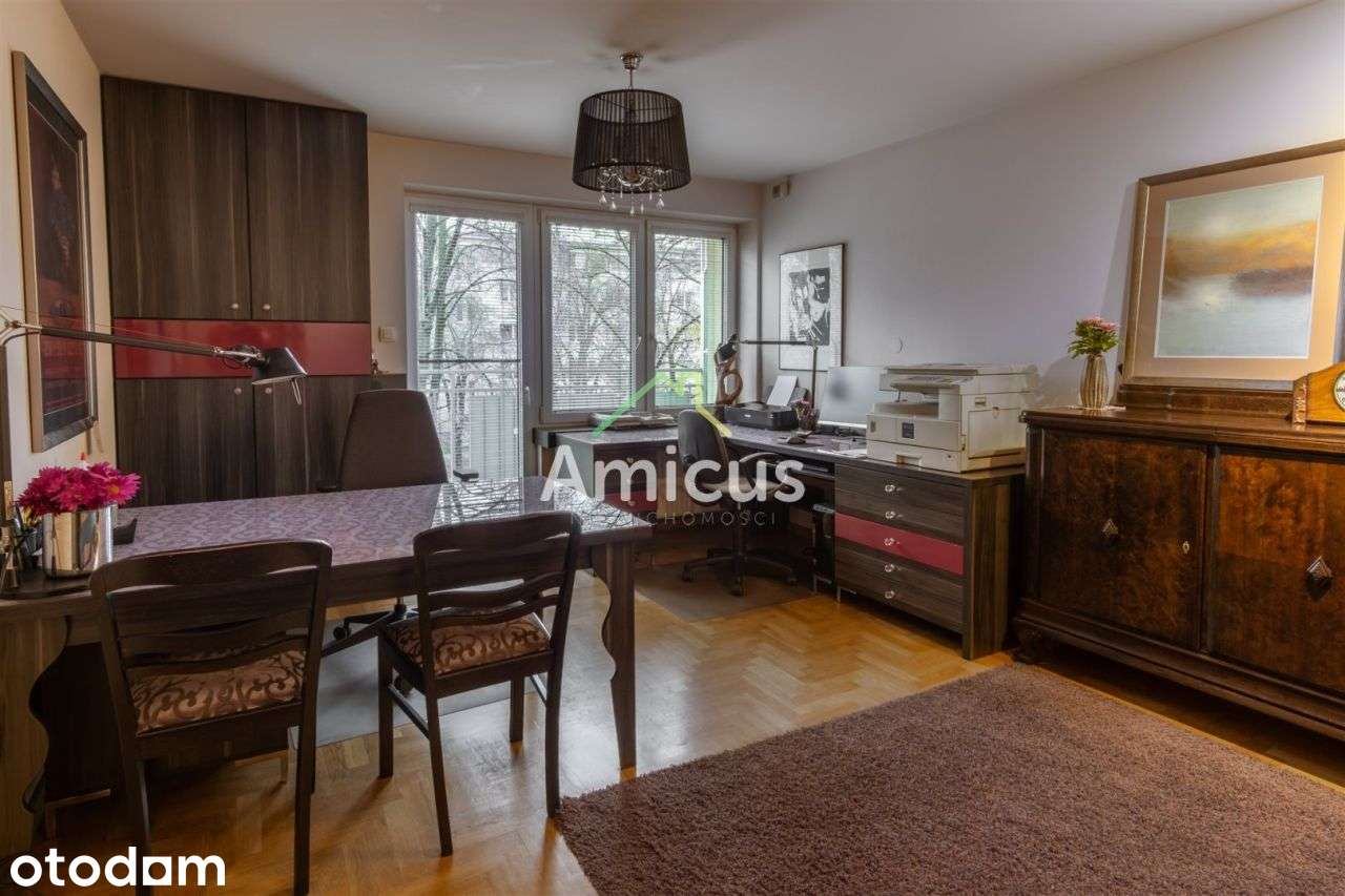 Aleja Piłsudskiego, mieszkanie-36,22m2, II piętro.