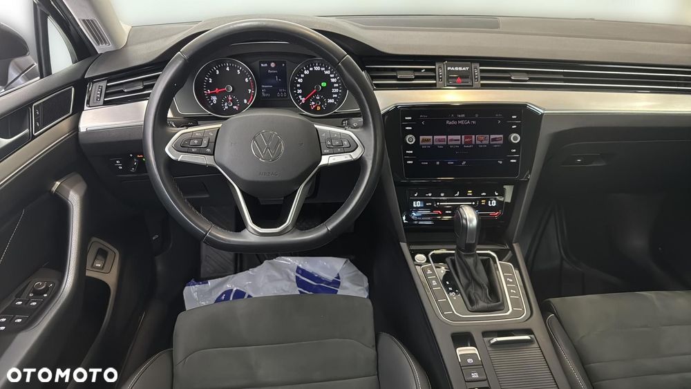 Volkswagen Passat 2.0 TSI Elegance DSG - 14