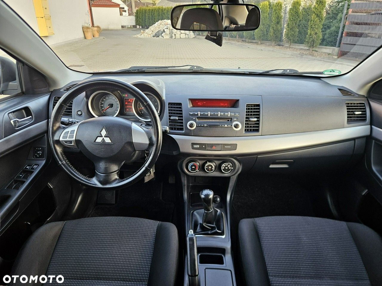 Mitsubishi Lancer 1.5 Inform - 24