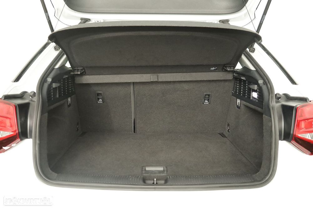 Audi Q2 30 TFSI Advanced - 23