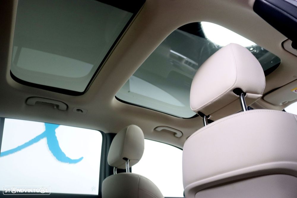 Mercedes-Benz EQB 300 4Matic - 21