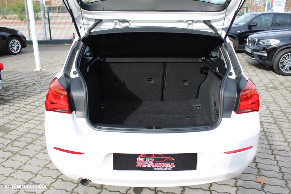 BMW 116 d Line Sport - 28