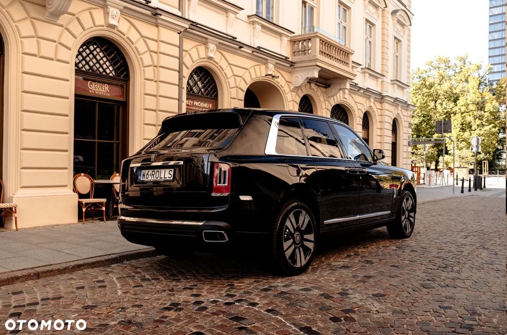 Rolls-Royce Cullinan 2023 photo 2