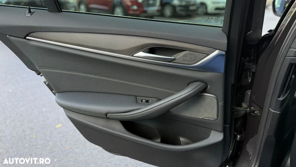 BMW Seria 5 545e xDrive AT PHEV - 25