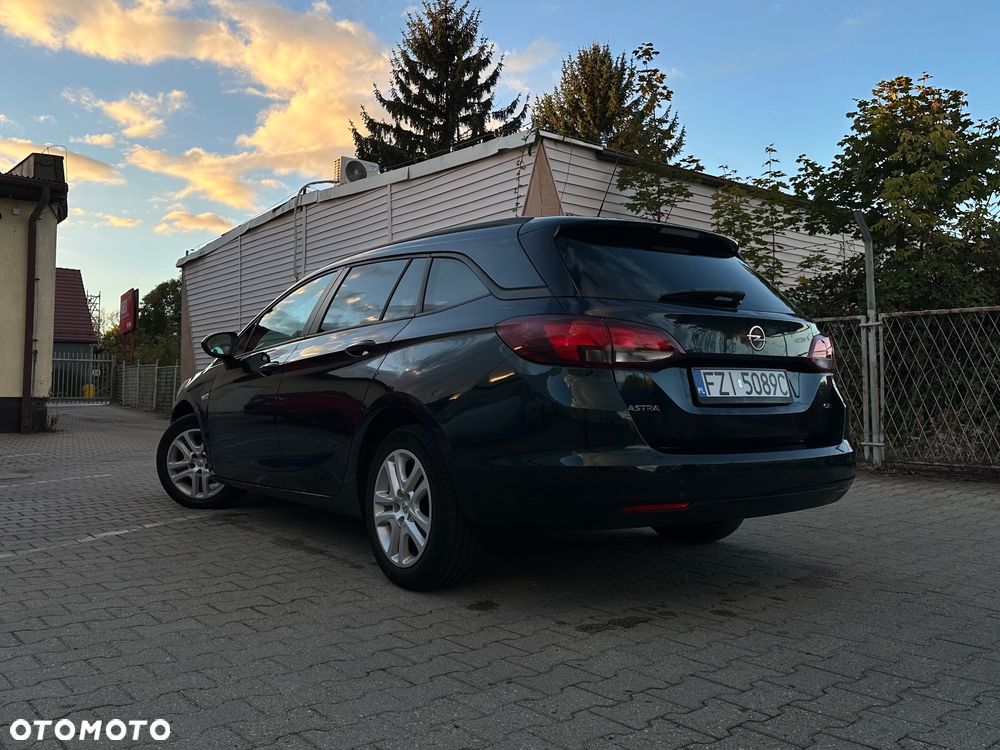 Opel Astra 1.6 CDTI Sport - 3