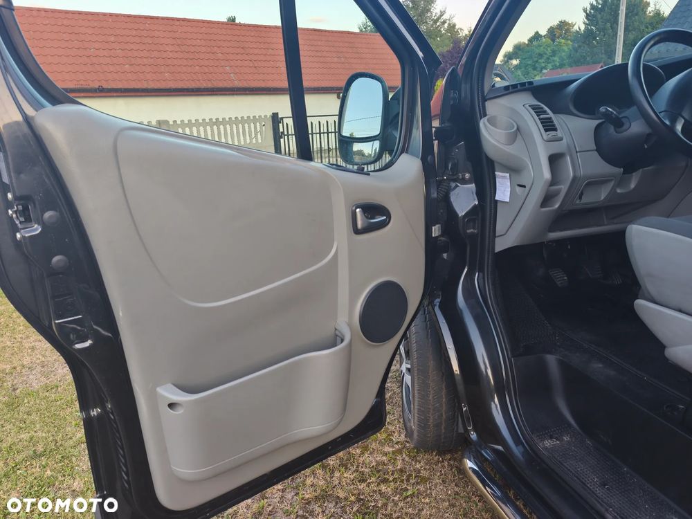 Renault TRAFIC - 17