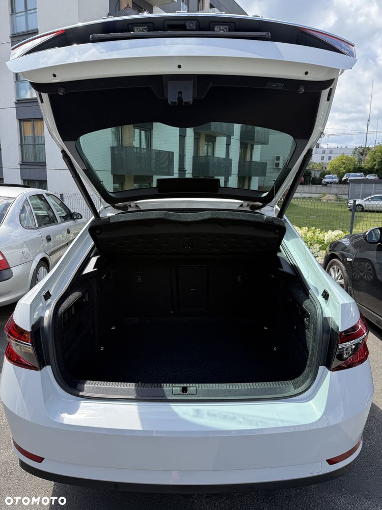 Skoda Superb 2.0 TSI Style DSG - 10