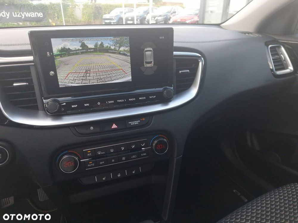 Kia Ceed 1.5 T-GDI Tribute DCT - 18