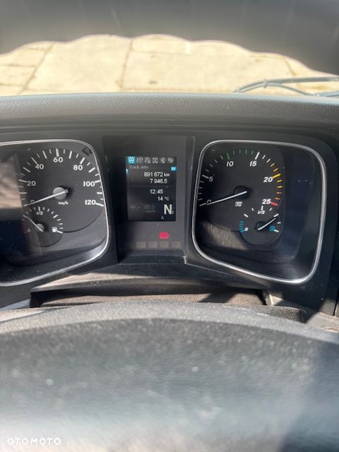 Mercedes-Benz actros - 7