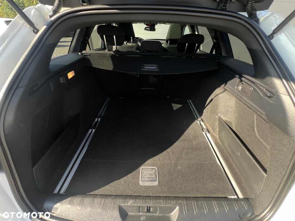 Peugeot 308 PureTech 130 GPF Stop & Start GT Pack - 29