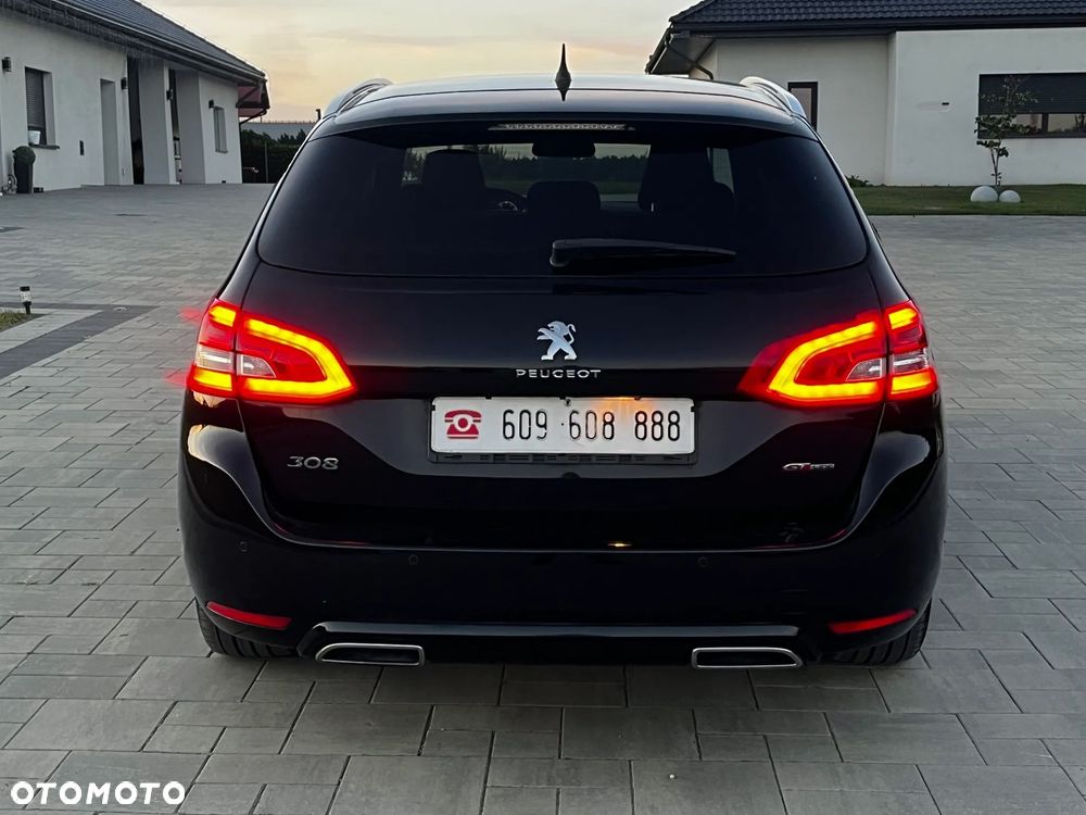 Peugeot 308 1.2 PureTech GPF GT Pack S&S EAT8 - 5