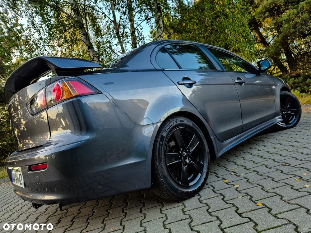 Mitsubishi Lancer - 11