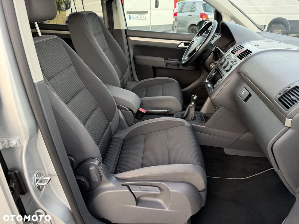 Volkswagen Touran 1.6 Freestyle - 23