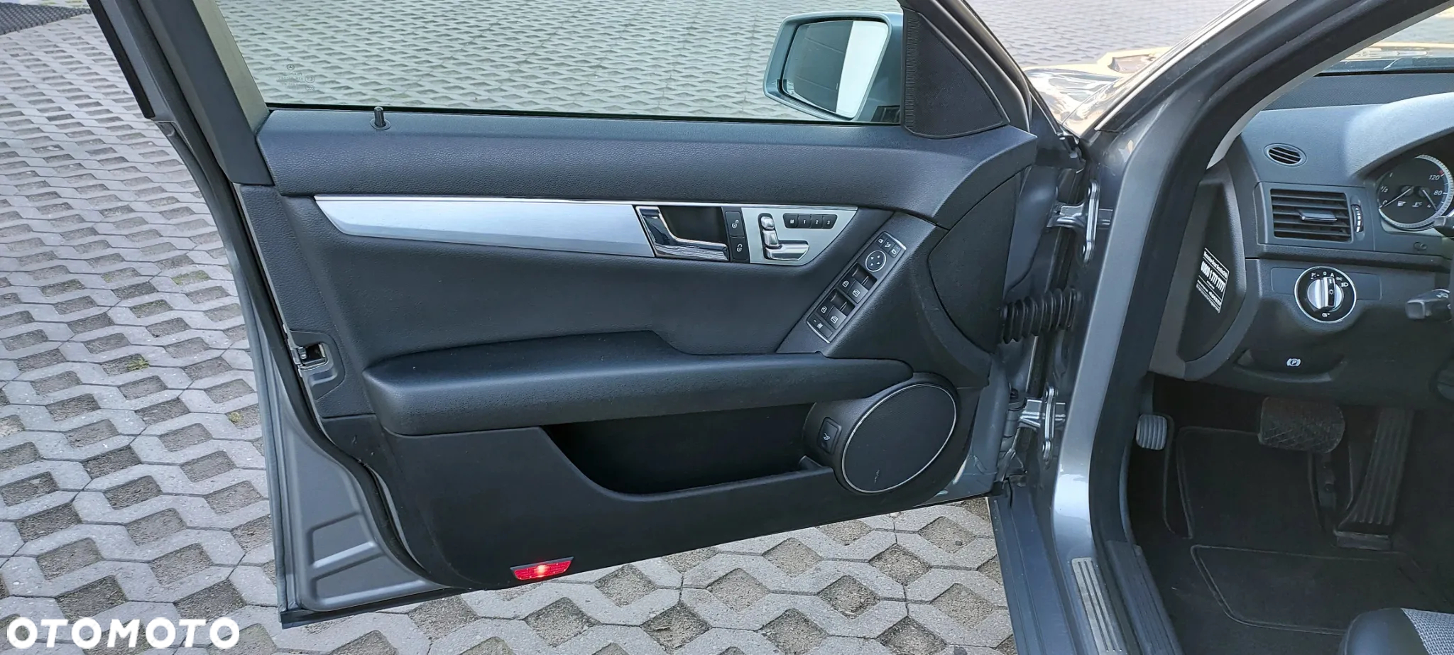 Mercedes-Benz Klasa C - 31