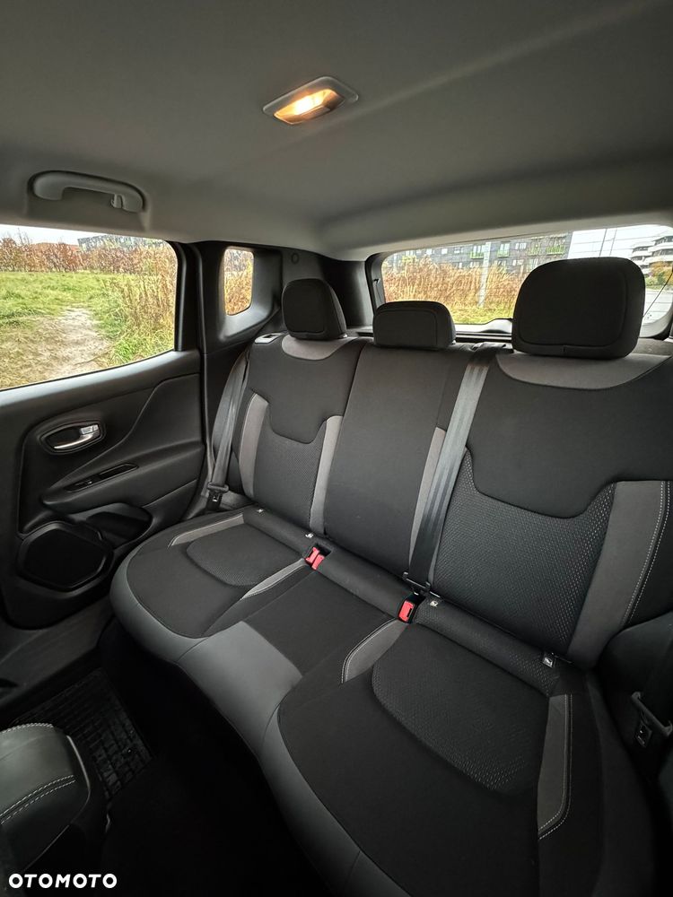 Jeep Renegade 1.5 T4 mHEV Longitude FWD S&S DCT - 20