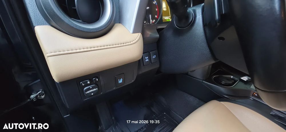 Toyota RAV4 2.0 Multidrive S Luxury - 32