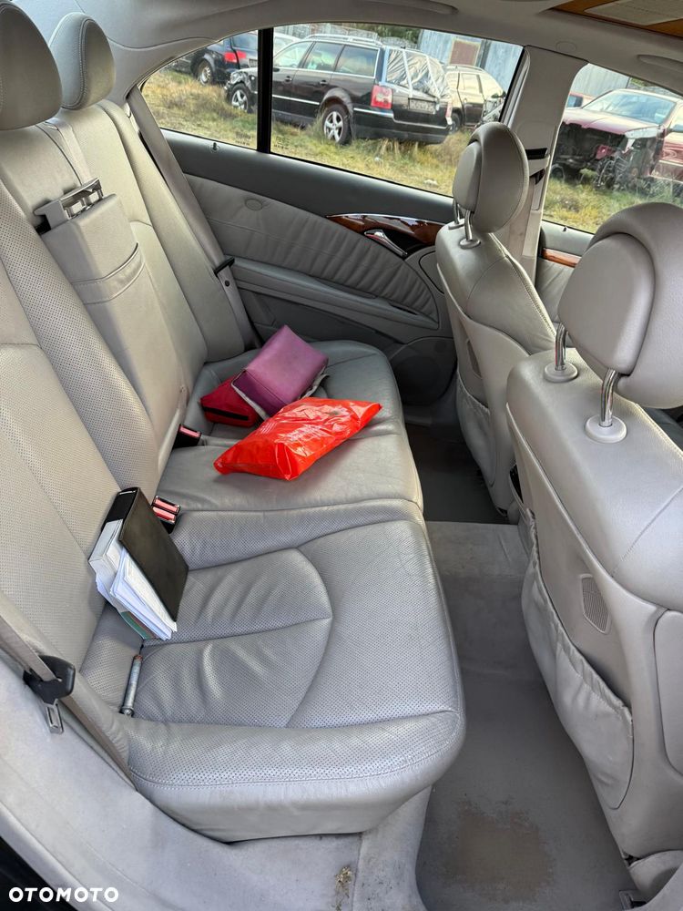 Mercedes-Benz Klasa E 320 4Matic Automatik Elegance - 2