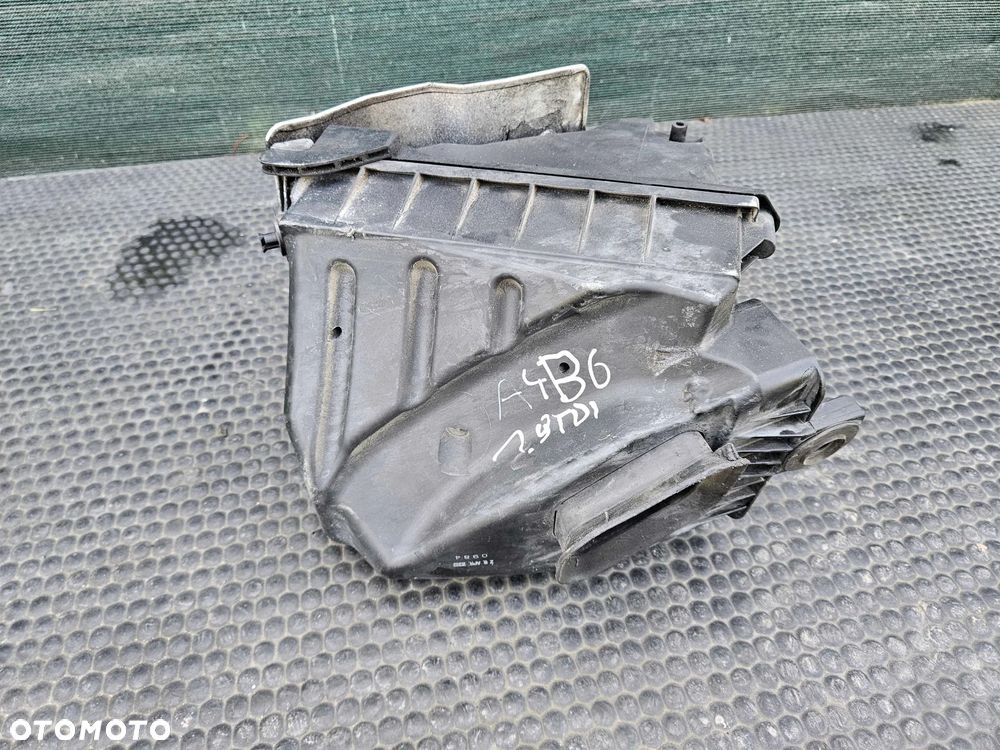 Obudowa 038133835J Filtra Filtr Powietrza Pokrywa 1.9 TDI Diesel Audi A4 B6 B7 - 2