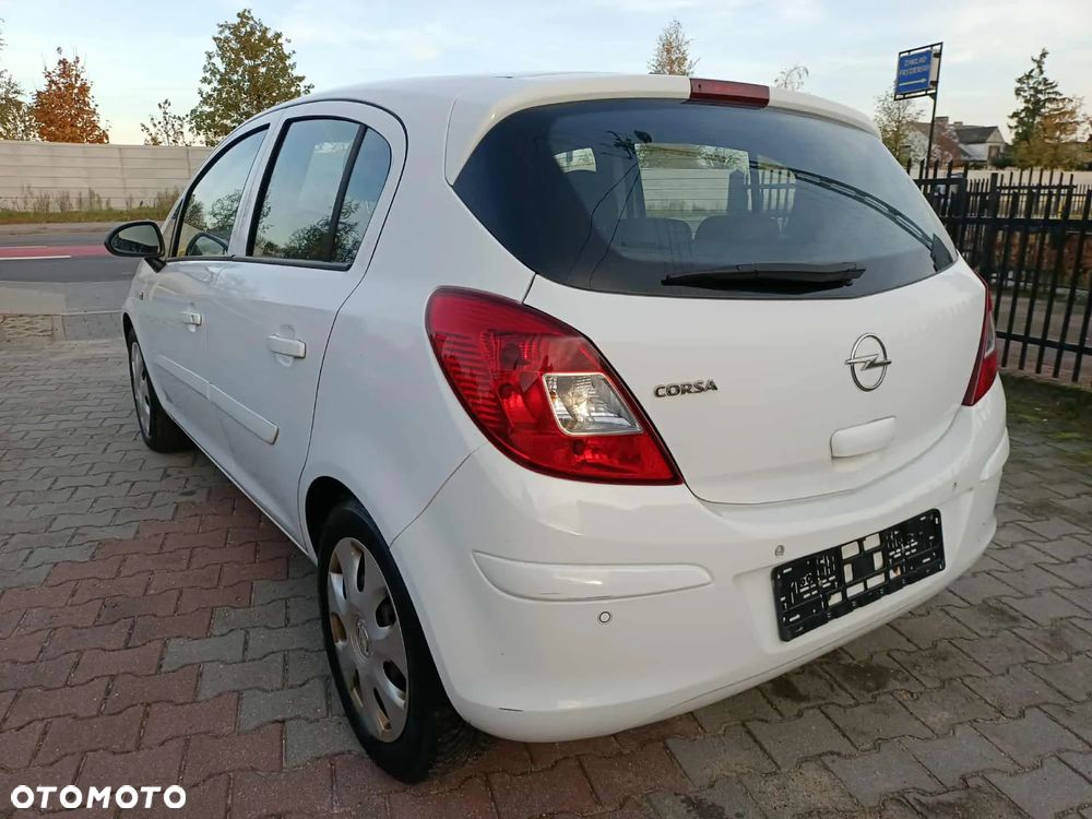 Opel Corsa - 7