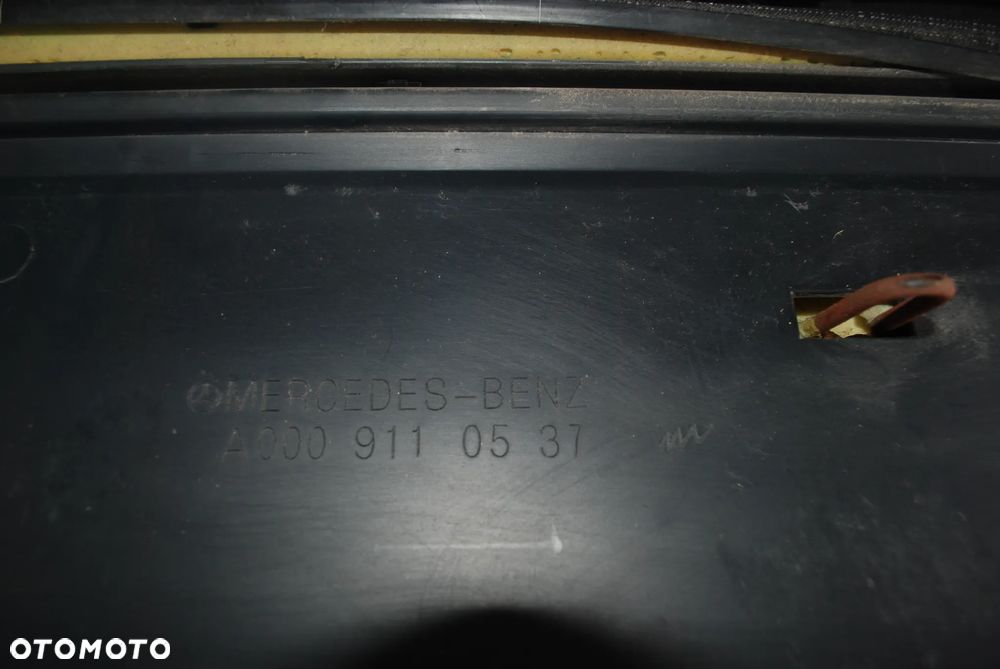 FOTEL KANAPA SIEDZISKO ZAGŁÓWKI PASAŻERA PRZÓD MERCEDES VITO W447 A0009110537 15 r.- - 3