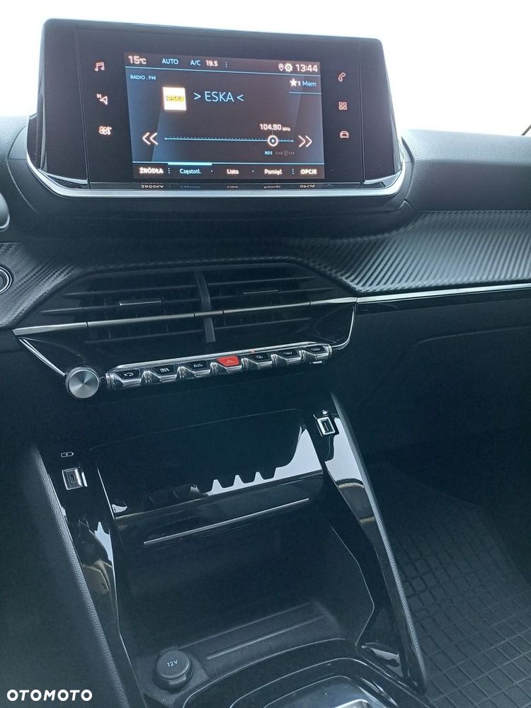 Peugeot 208 1.2 PureTech Allure S&S EAT8 - 16