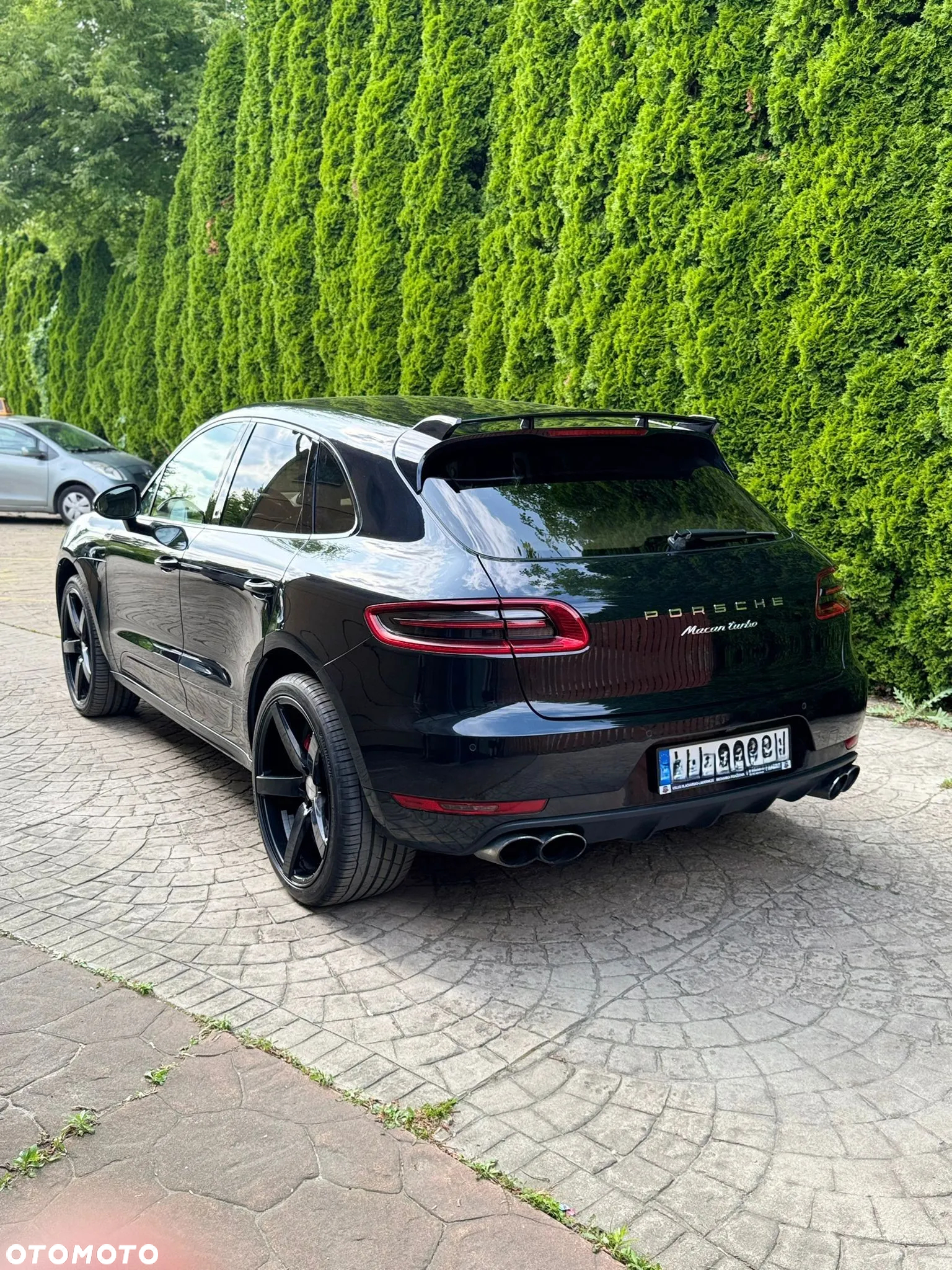 Porsche Macan Turbo - 3