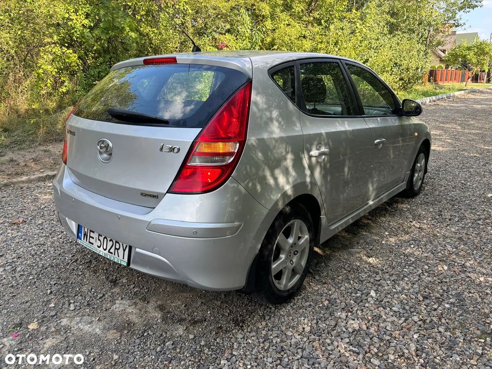Hyundai i30 1.6 CRDi Comfort EU5 - 2