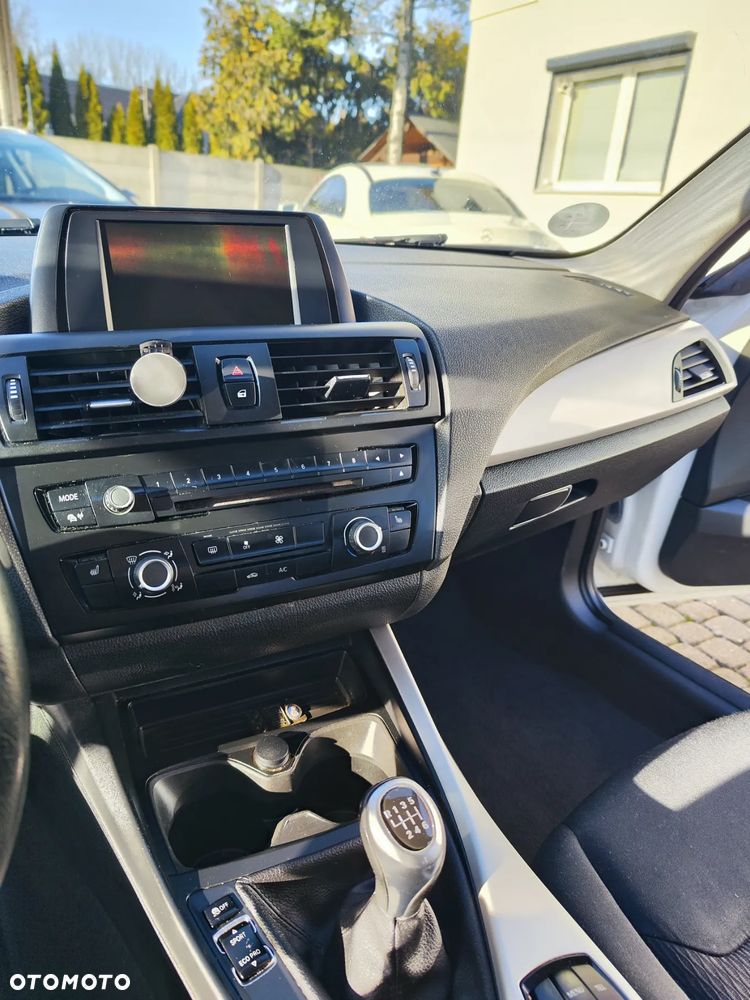 BMW Seria 1 116i - 7