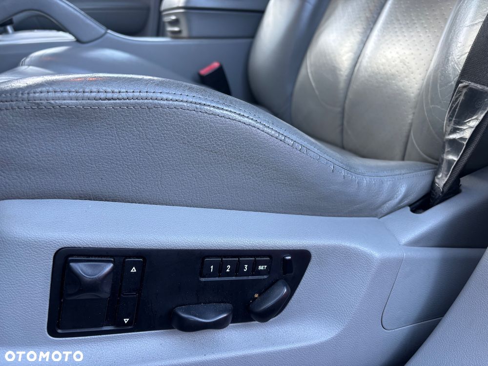 Porsche Cayenne - 20