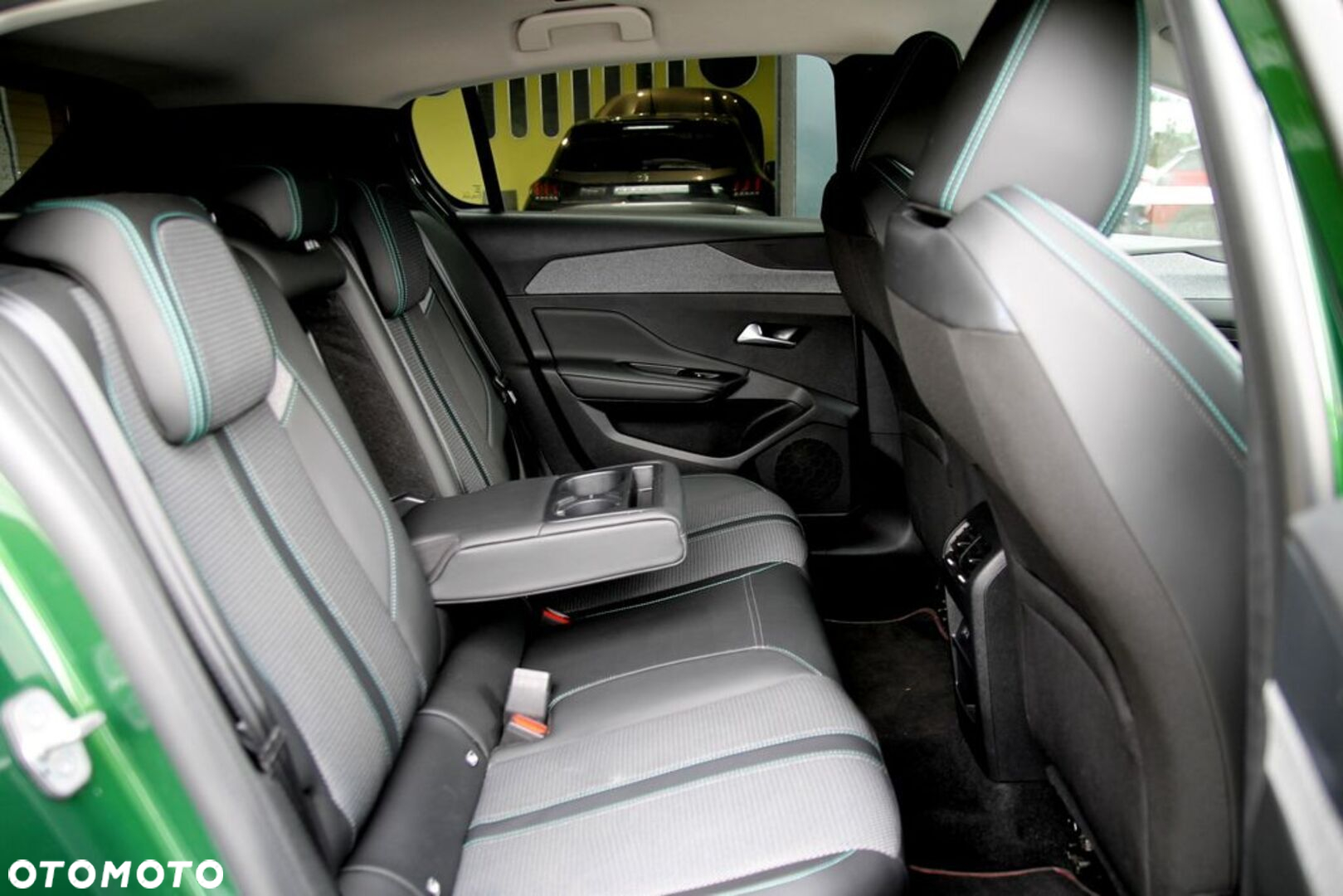 Peugeot 308 1.2 PureTech Allure Pack S&S EAT8 - 20