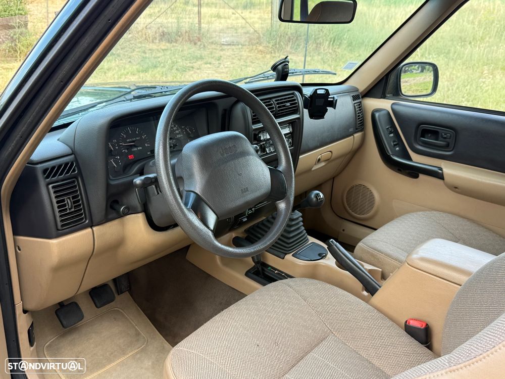 Jeep Cherokee 2.5 TD Sport - 7