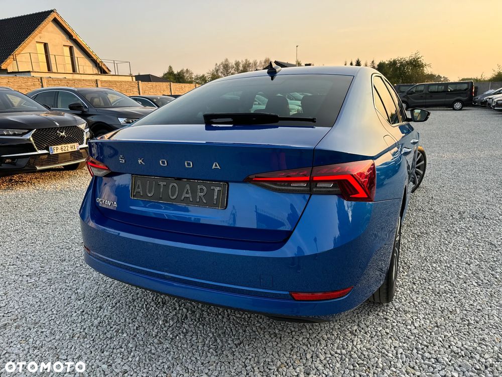 Skoda Octavia 2.0 TDI L&K DSG - 17