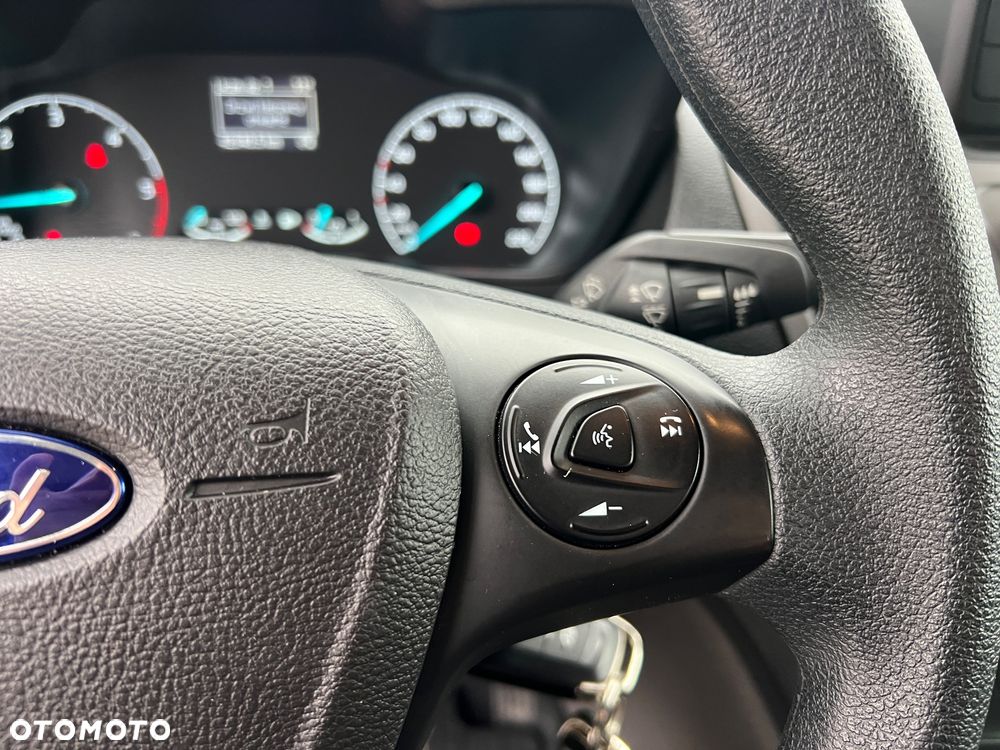 Ford Transit Connect - 23