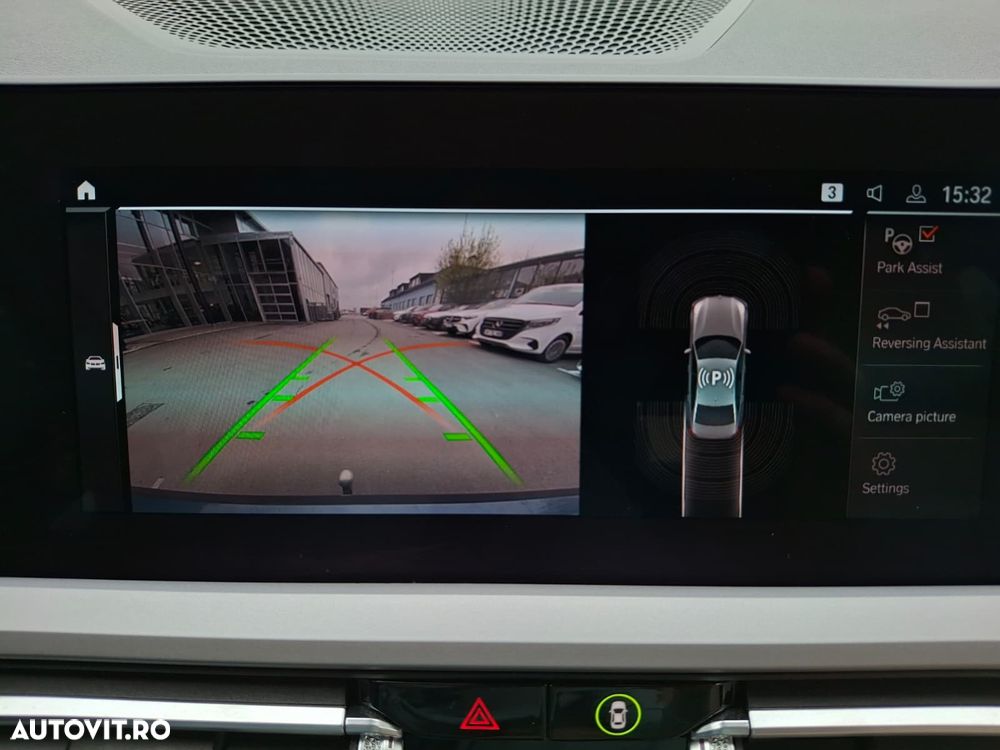 BMW Seria 3 330e Aut. - 17