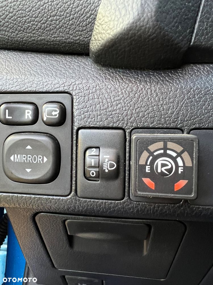 Toyota Auris 1.8 HSD Luna - 13